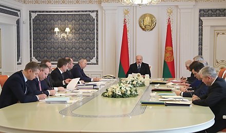 От ЕАЭС и России до ЕС и ВТО - Александр Лукашенко собрал совещание по интеграционному сотрудничеству