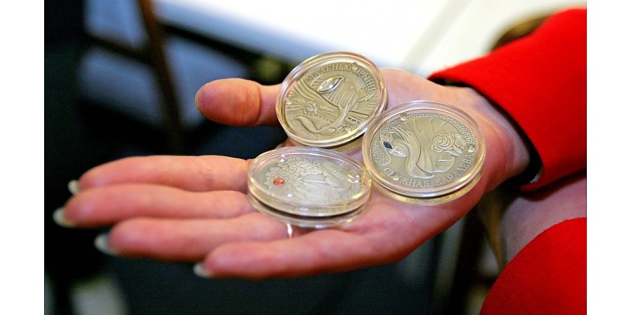 Нацбанк выпустит 11 наименований памятных монет в 2024 г.