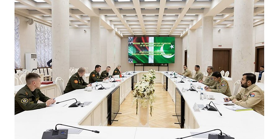 Минобороны Беларуси и делегация Вооруженных сил Пакистана обсудили направления сотрудничества