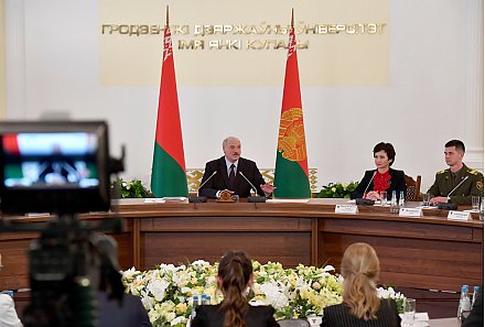 Александр Лукашенко пообщался с талантливой молодежью Гродно (видео)