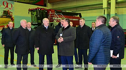 Лукашенко о предприятиях: некоторые предлагают перемены - "это не надо, продадим", но мы пошли другим путем