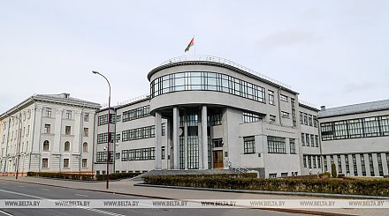 Попытки давления на Беларусь бесперспективны - заявление Национального собрания