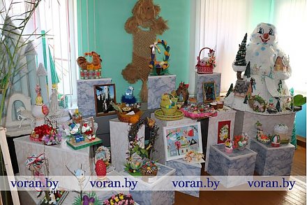 В Вороновском центре творчества детей и молодежи прошел традиционный конкурс-выставка «Пасхальный кулич»