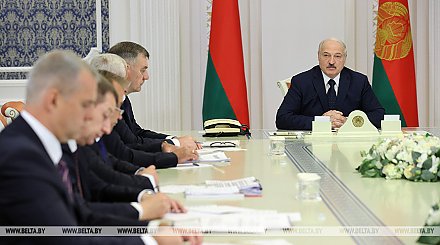 Лукашенко: стабильная работа промышленности - краеугольный камень экономики страны