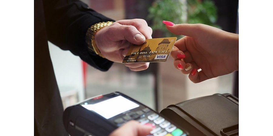 Кредиты самозанятым и система мгновенных платежей: что нового произошло у белорусских банков