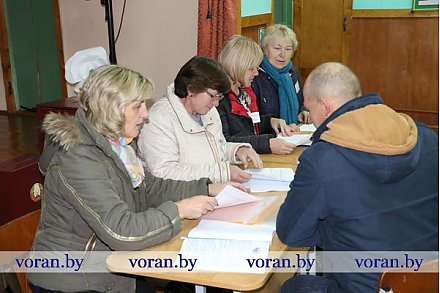 В Вороновском районе открыты избирательные участки. Дежурство организовано
