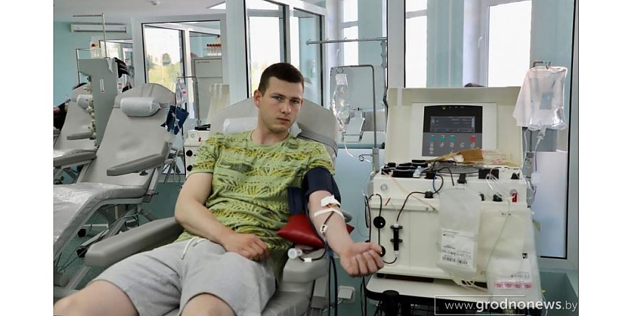 «Каждый день принимаем около сотни доноров». Как в Гродненском областном центре трансфузиологии хранят и переливают донорскую кровь