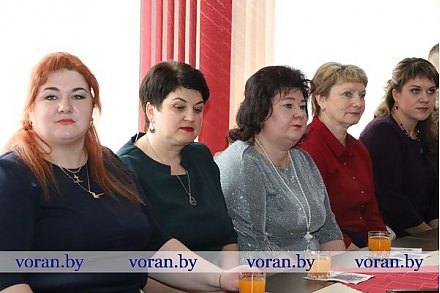 В Вороновском райисполкоме в канун 8 Марта чествовали лучших женщин района