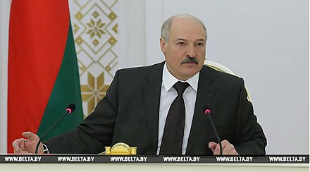 "Заставить работать тех, кто должен и может" - Лукашенко ответил на все вопросы по декрету №3