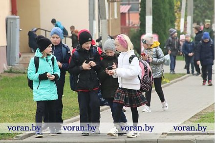 Осенние каникулы начались сегодня во всех белорусских школах