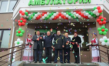 Собственная гемолаборатория, УЗИ и современная физиотерапия: в Ольшанке открылась новая амбулатория