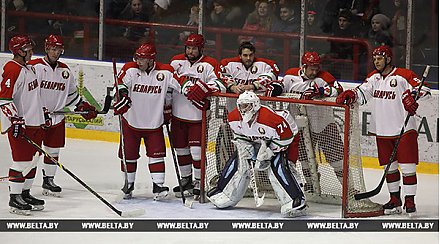 Команда Президента Беларуси одержала четвертую победу на Х Республиканских соревнованиях любителей хоккея