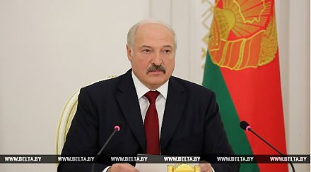 Лукашенко: в экономике наметился рост, но оснований для самоуспокоенности нет