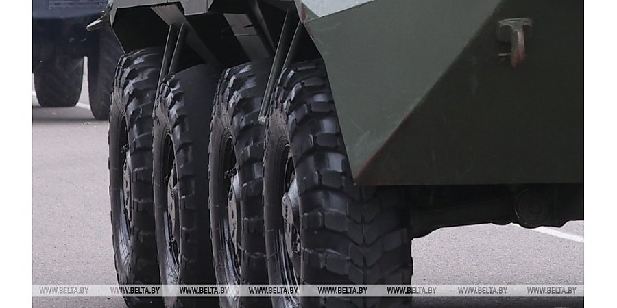 Лондон поставит Киеву более 200 единиц бронетехники