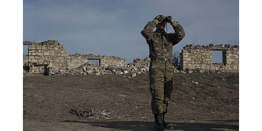 Азербайджан и Армения договорились о прекращении огня
