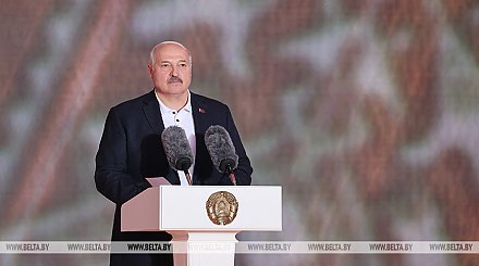 Аляксандр Лукашэнка: мы ганарымся сваёй зямлёй, не адмовімся ад яе ні пры якіх абставінах. Выступление Президента Беларуси на празднике "Купалье. Александрия собирает друзей"