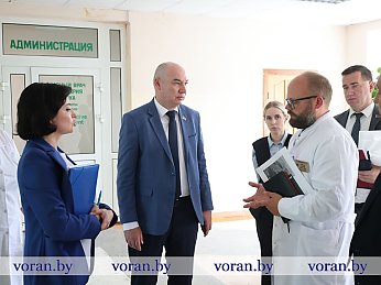 С заботой о людях и родной земле. Министр здравоохранения Александр Ходжаев посетил с рабочей поездкой Вороновский район