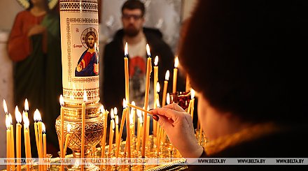 Родительская суббота. В церквях поминают всех усопших православных христиан 