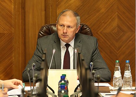 Правительство определилось с задачей на 2019 год по зарплатам бюджетников и пенсиям