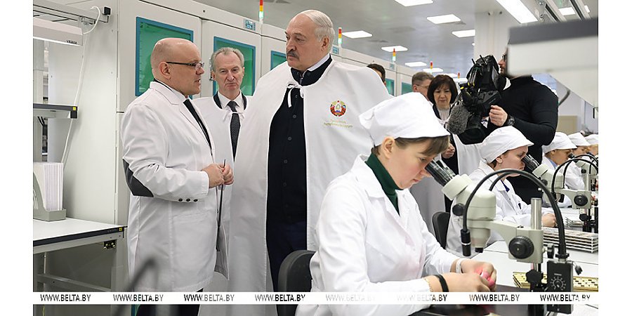 "Есть производства - есть жизнь". Александр Лукашенко обозначил приоритеты в государственных инвестициях
