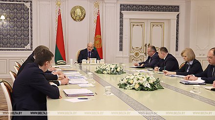 Александр Лукашенко: негативные тенденции по экспорту удалось преодолеть, но успокаиваться нельзя
