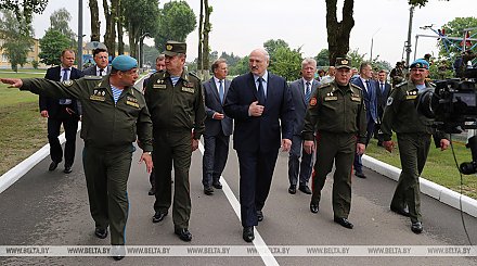 Лукашенко: в том виде, в котором мы понимаем демократию, ее близко нет ни в одной стране