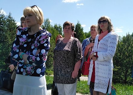 Лауреаты областного конкурса «Хозяйка усадьбы – хозяйка страны» принимали заслуженные поздравления
