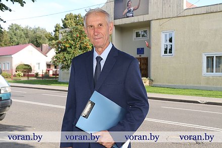 Николай Овсейчик, тренер-преподаватель Вороновской ДЮСШ: “Спорт не должен обслуживать политические амбиции”