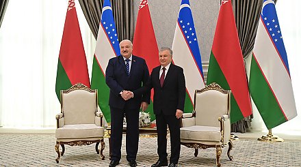Гость с Камчатки, Александр Лукашенко в Узбекистане, звонок другу и Праздник весны. Итоги недели Президента