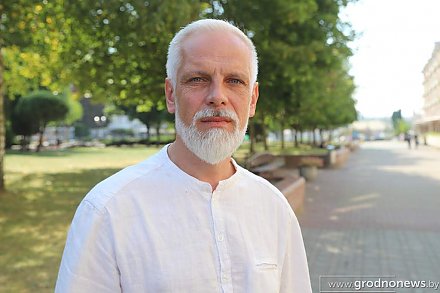 Ажиотаж на билеты в Вильнюс и отмены рейсов. Как пассажиры и перевозчики реагируют на решение Польши о закрытии границы