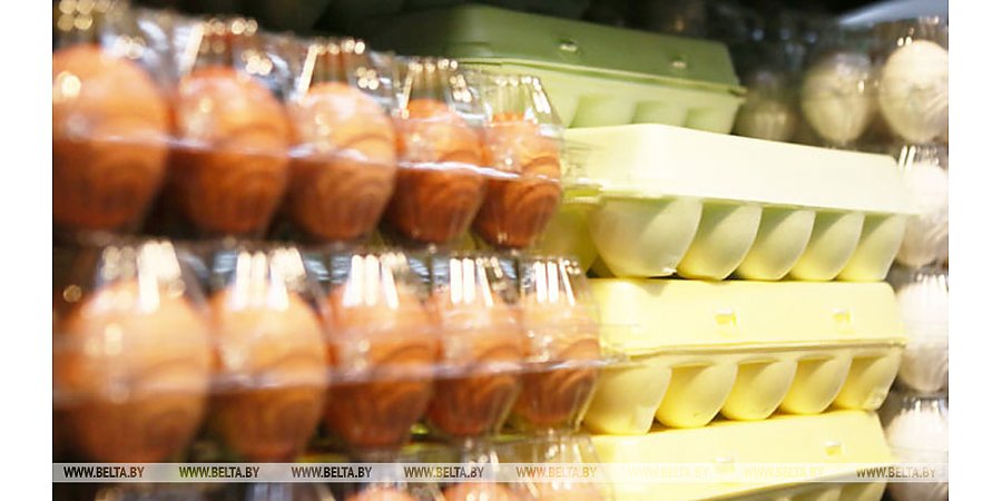 МАРТ рекомендовал торговым организациям снизить торговые надбавки на куриные яйца