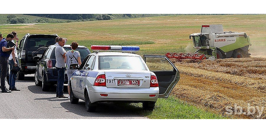 Сотрудники Вороновского РОВД уборочную кампанию сопровождают усиленными мерами по профилактике правонарушений