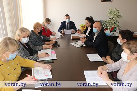 Роль общественных организаций Вороновщины в гражданско-патриотическом воспитании обсудили на заседании Координационного совета в райисполкоме. 