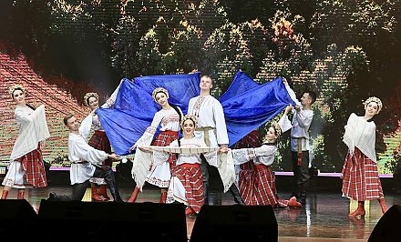 В Гродно прошло торжественное собрание, посвященное Дню единения народов Беларуси и России