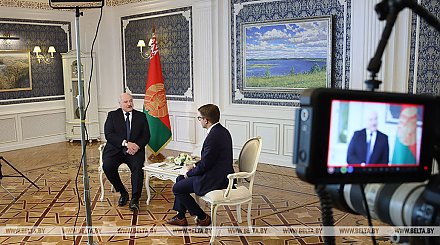 "Дальше пропасть с ядерной войной". Александр Лукашенко в интервью AFP призвал к миру и сотрудничеству