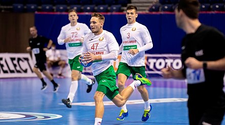 Белорусские гандболисты одержали две победы на юниорском чемпионате Европы