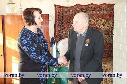 Дань памяти дорогам боевым