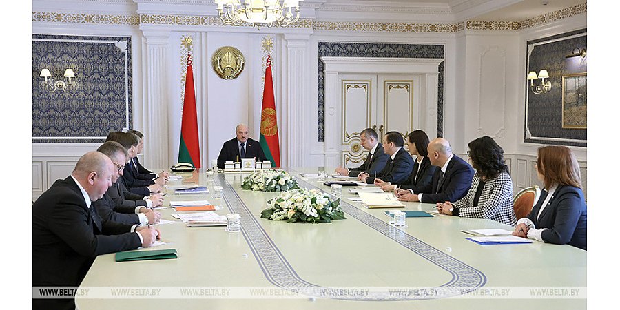 "Идет глобальная информационная война". Александр Лукашенко обозначил для госСМИ задачи сегодняшнего дня