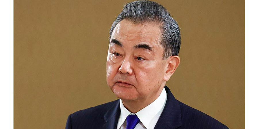 Ван И назвал отношения Китая и России крепкими, как монолит