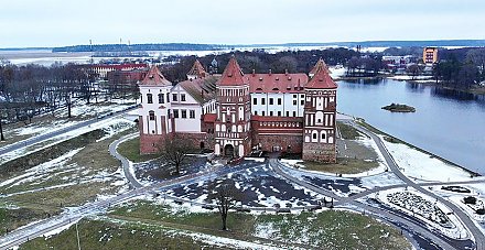 Сокровище Беларуси на 130 фото. В Гродно откроется выставка, посвященная Мирскому замку