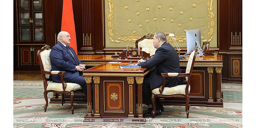 Александр Лукашенко об экономическом развитии: стоит задача сохранить темпы прошлого года