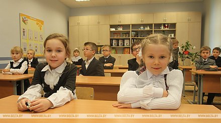 Школьники Беларуси приступят к занятиям с 20 апреля