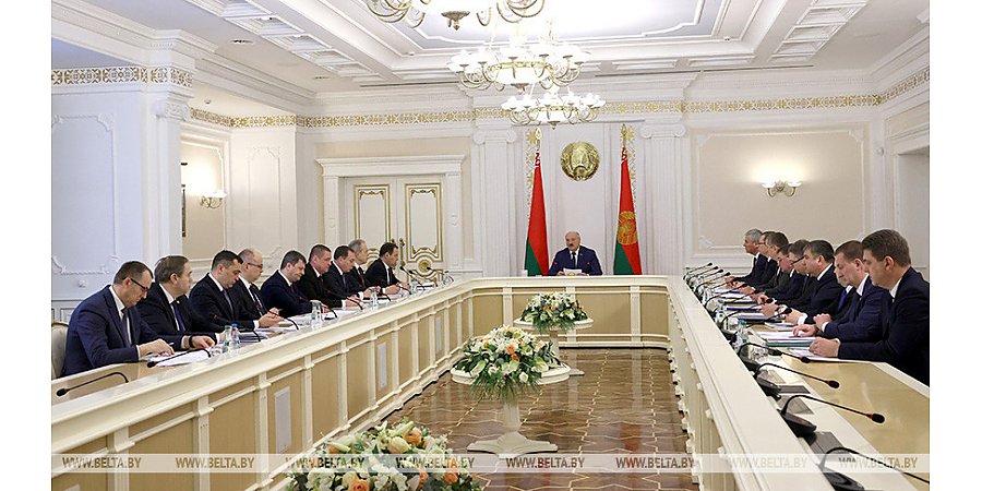 Предлагается серьезная корректировка норм по земельным отношениям. Александр Лукашенко поставил принципиальные вопросы