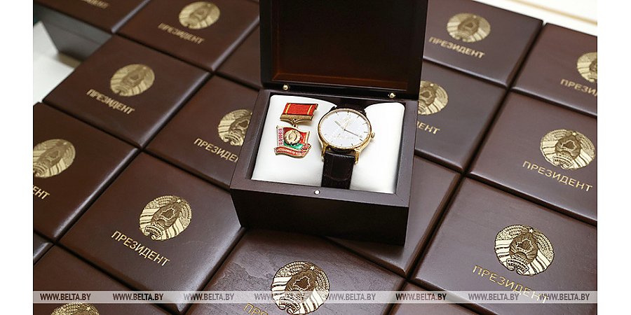 Александр Лукашенко: в Беларуси защита Родины была и будет в руках мужественных и отважных людей