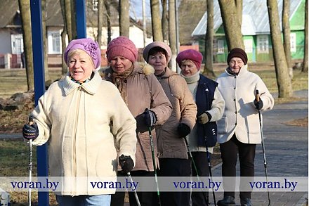 Скандинавская ходьба на Вороновщине набирает популярность