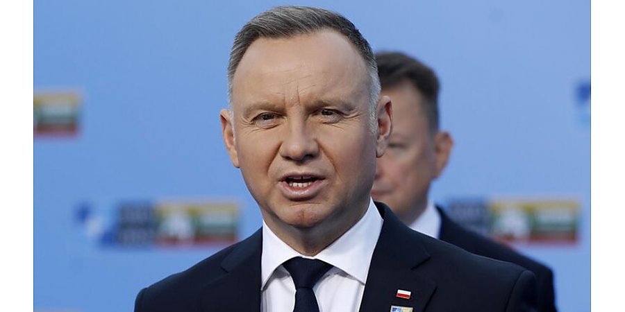 Financial Times: Дуда призывает США разместить в Польше ядерное оружие