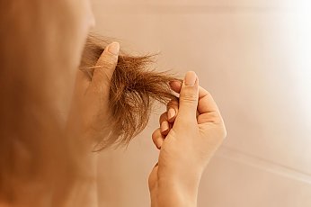 Дефицит одного элемента: почему выпадают волосы, мерзнут руки и ноги и не уходит вес