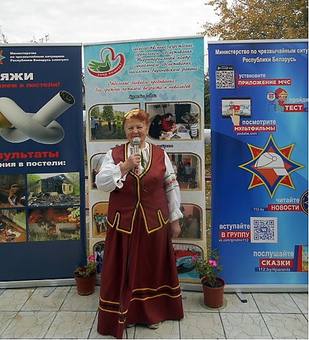 «Узлы спасения» и «частушки безопасности» — в Вороновском ТЦСОН творчески повторили противопожарные правила