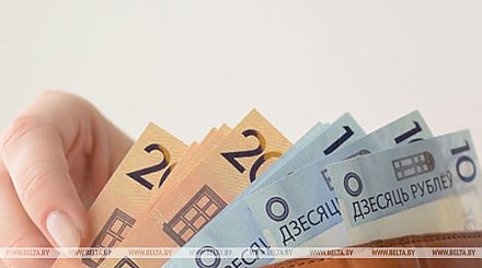 Средняя зарплата в Беларуси в марте составила Br2601,8