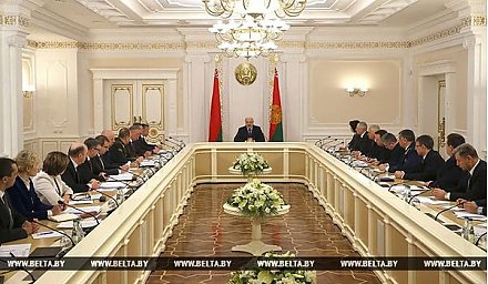 "Хватит увлекаться тотальным контролем". За счет чего Лукашенко требует облегчить условия для бизнеса